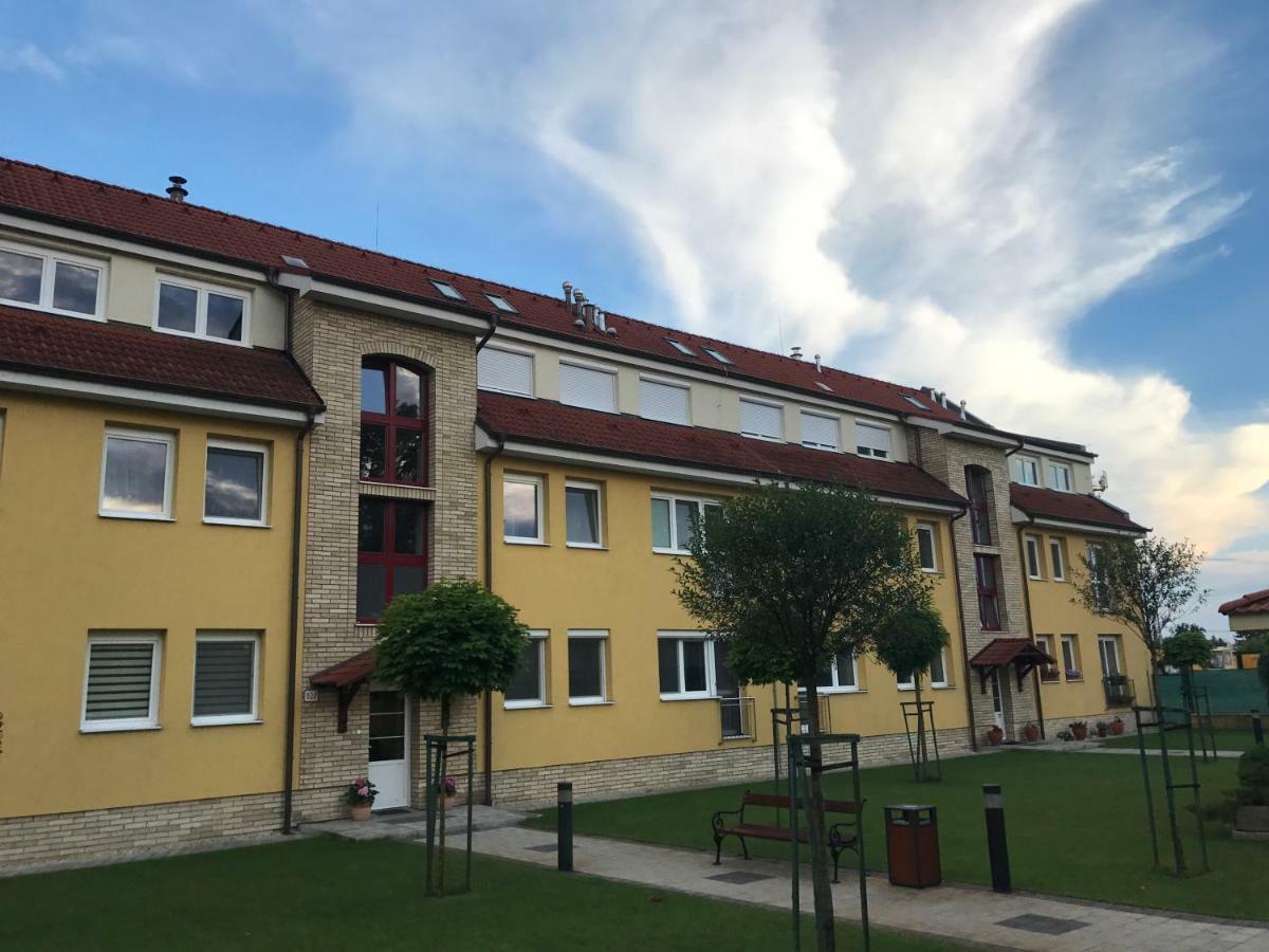 Prestige Apartment Komarno Ngoại thất bức ảnh